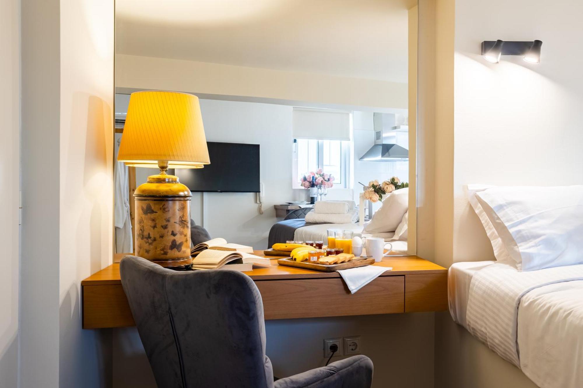 Villy'S Comfort Zone Apartments Kalamata Luaran gambar