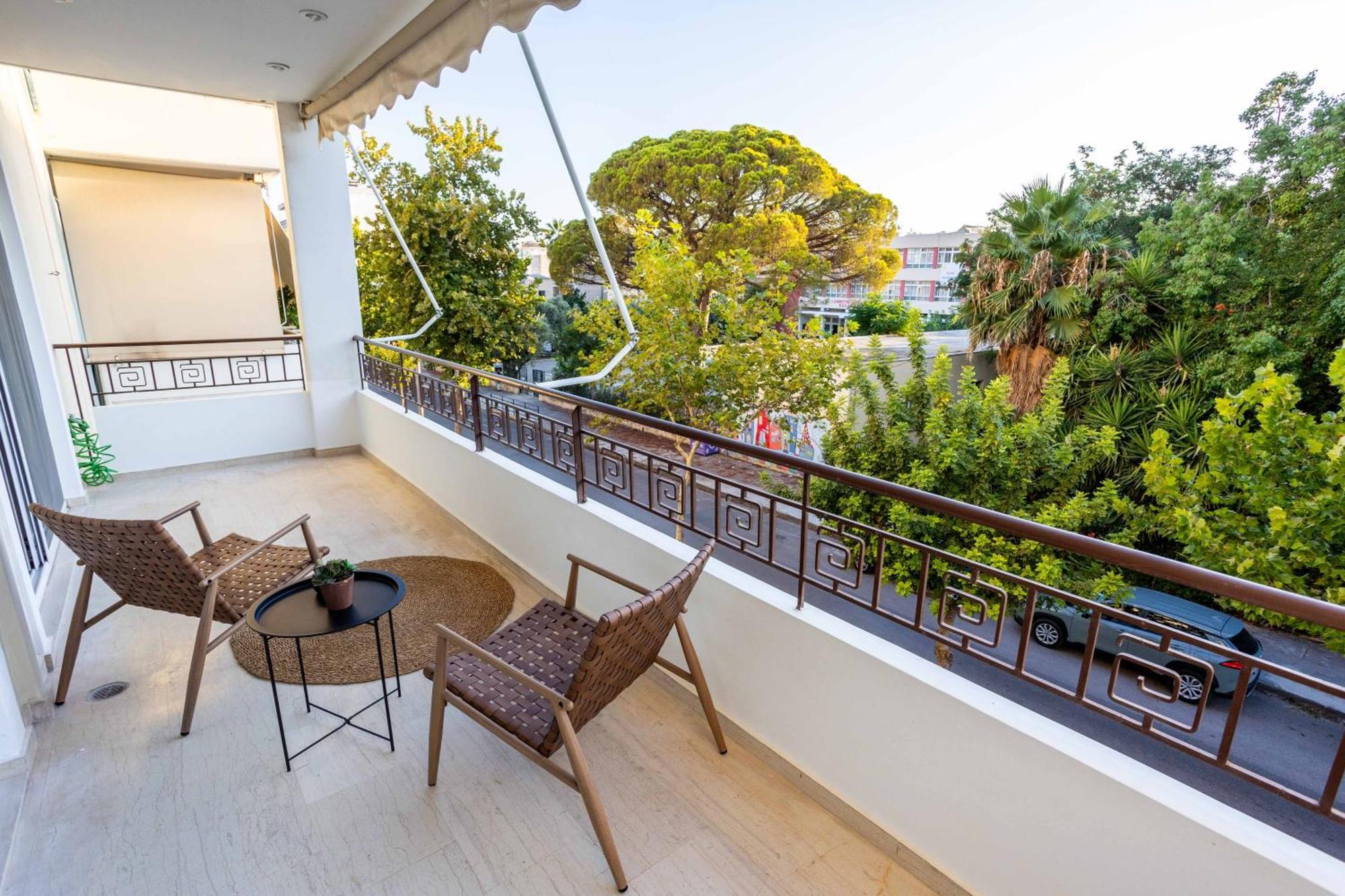 Villy'S Comfort Zone Apartments Kalamata Luaran gambar