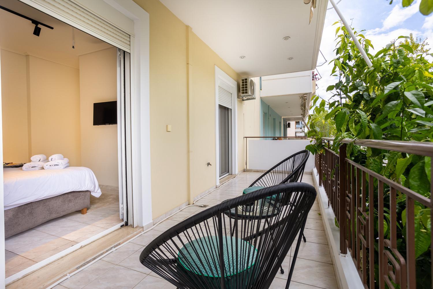 Villy'S Comfort Zone Apartments Kalamata Luaran gambar
